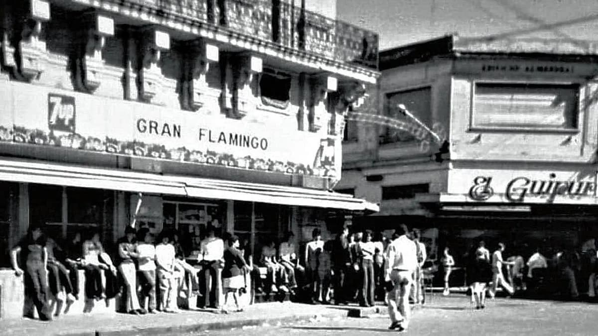 Fachada histórica del Gran Flamingo